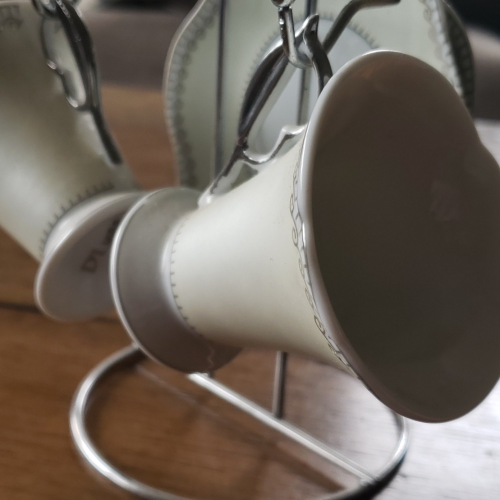 D'Lusso  2 set Teacup Collection